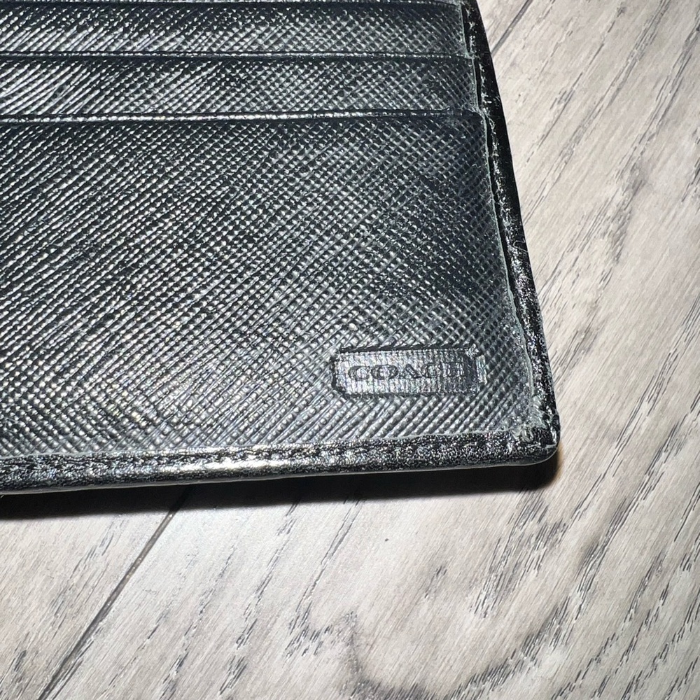 Coach Black Signature Wallet - Picture 7 of 7